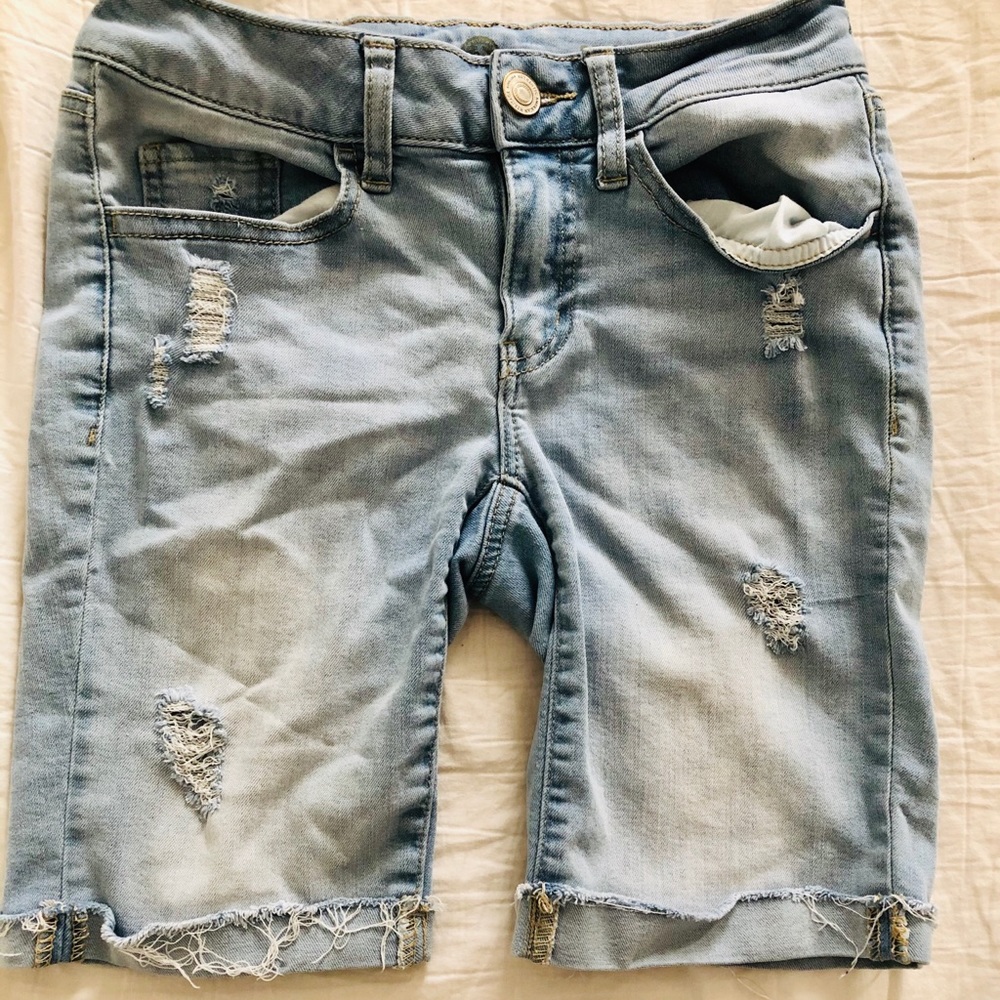 Ripped denim Shorts